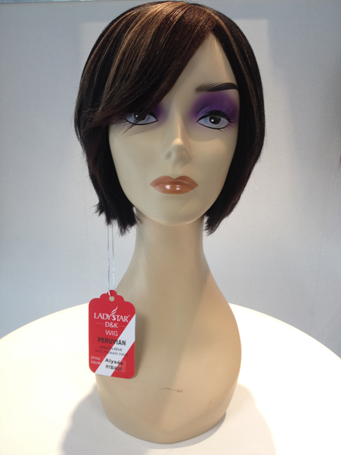 perruque cheveux courts naturels